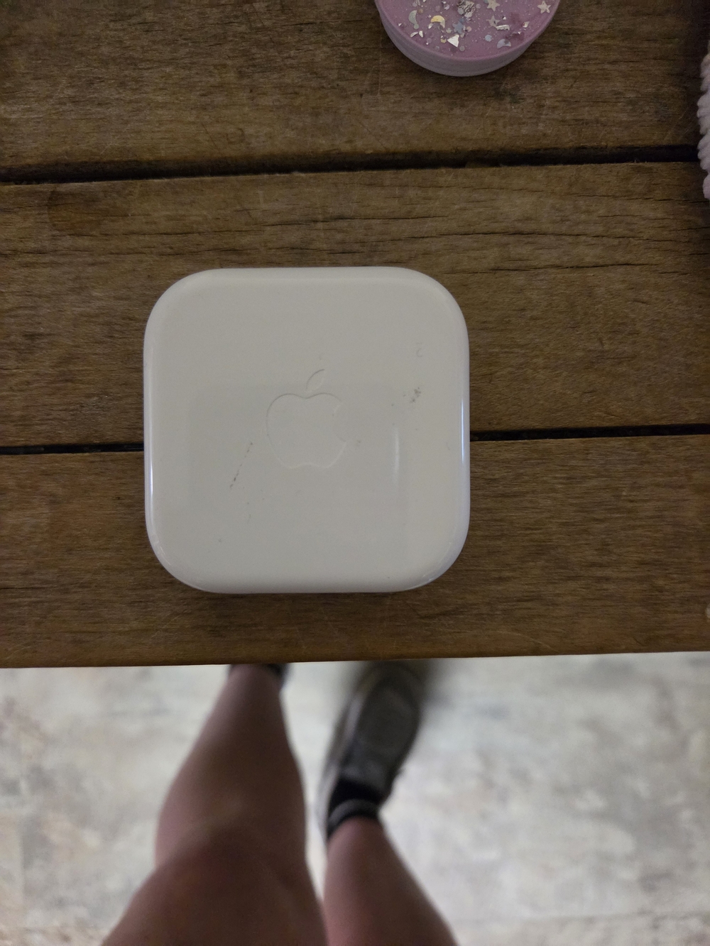 Apple Earbuds Older Style